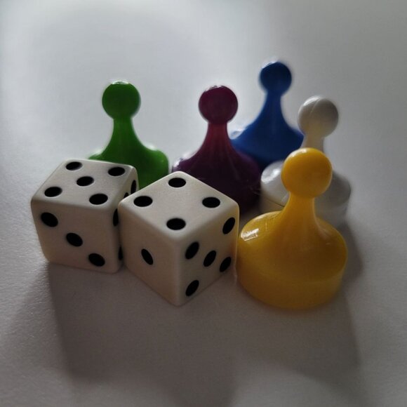 Careers Board Game Replacement Five Tokens Dice Pieces 1979 Purple Blue Yello - Picture 4 of 5